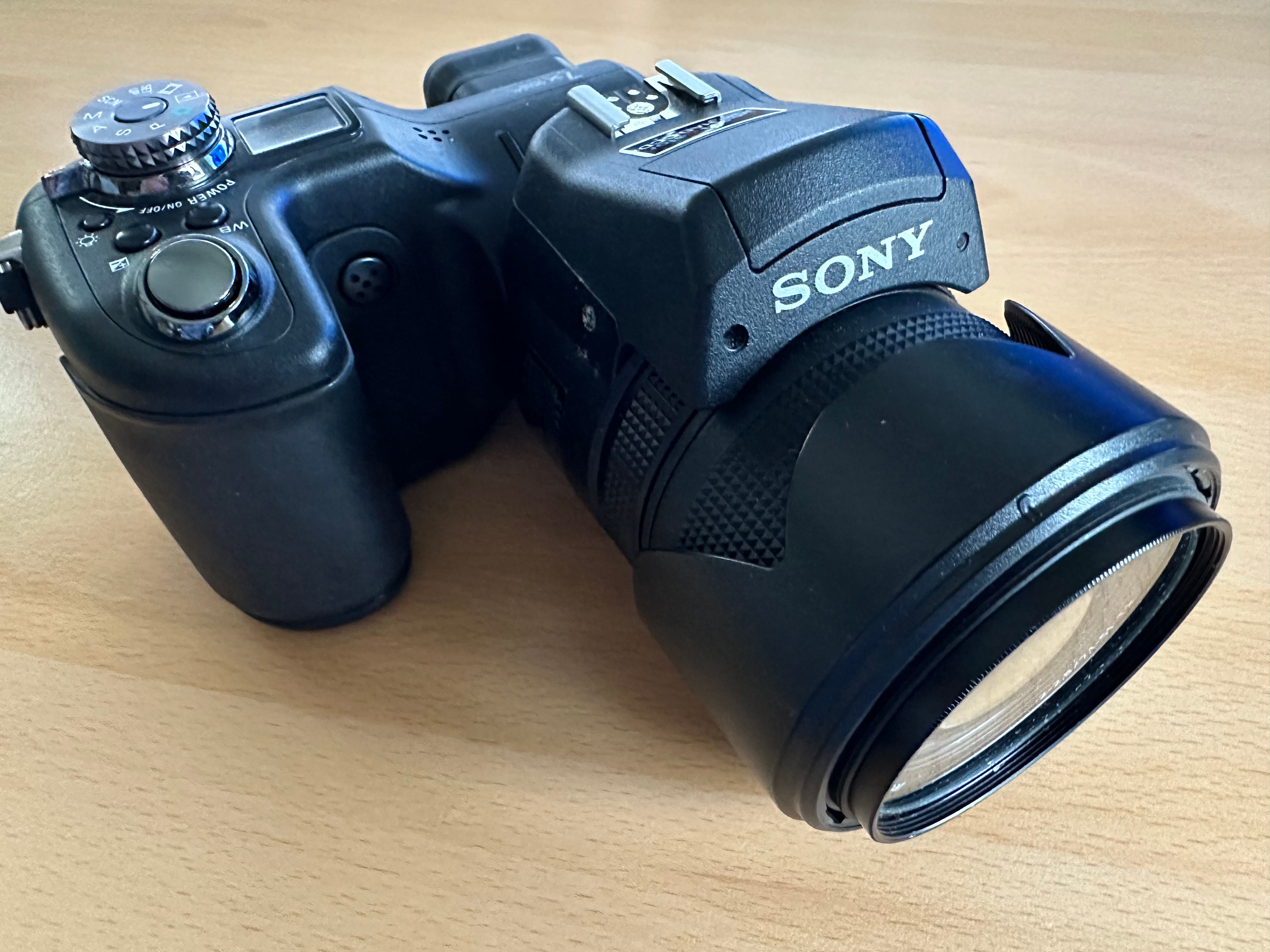 The Sony DSC F828 released in 2003.
