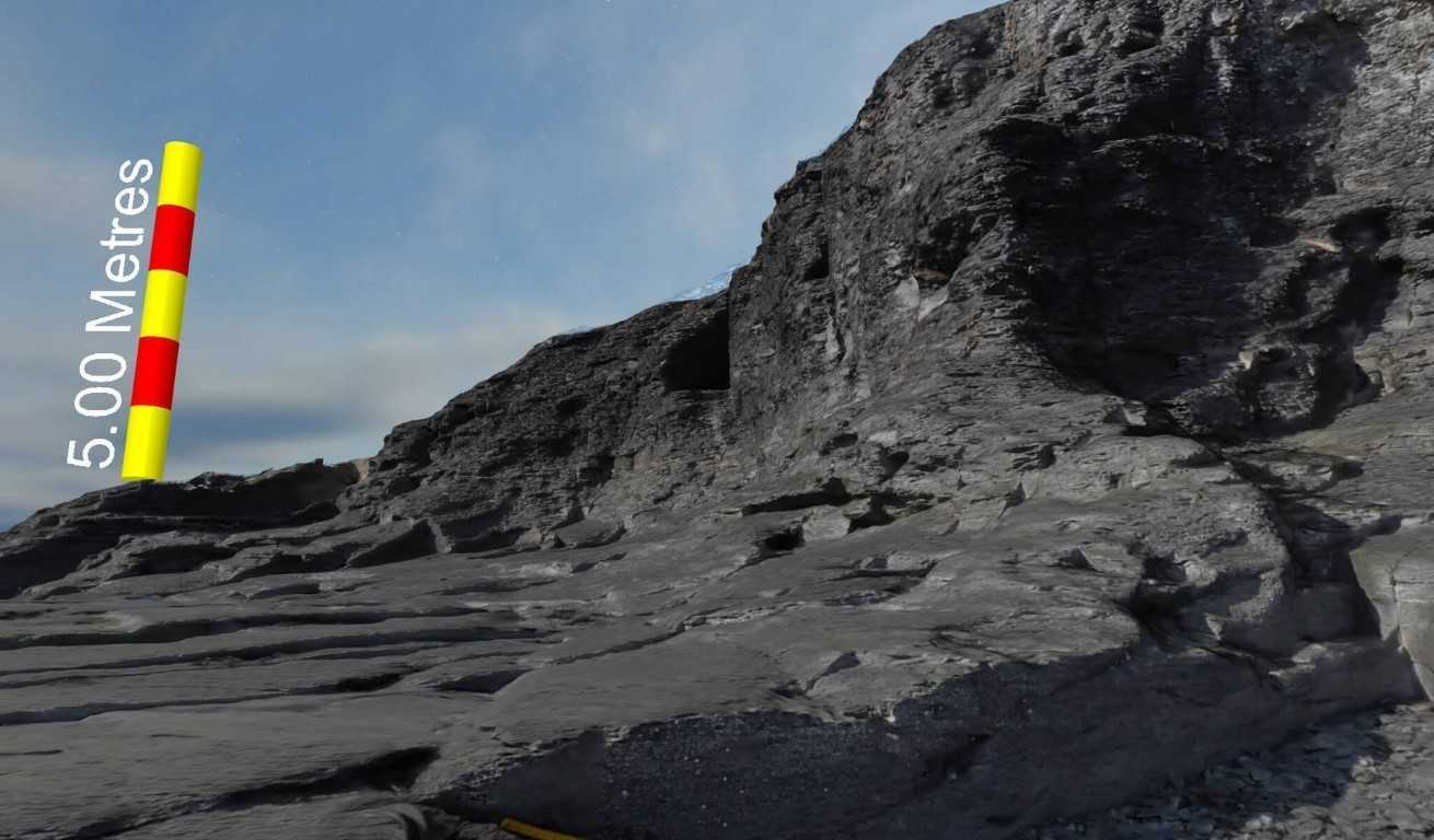 Mudstones and fractures in VRGS